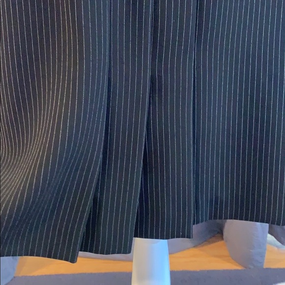 Tahari Jacket/Blazer & Skirt Suit Black EUC 8P - Picture 9 of 15